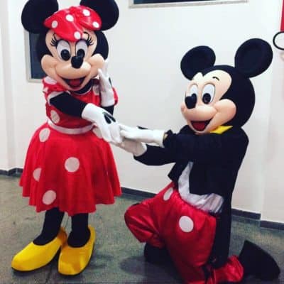 Minnie-vermelha-e-Mickey-Tradicional-Luxo